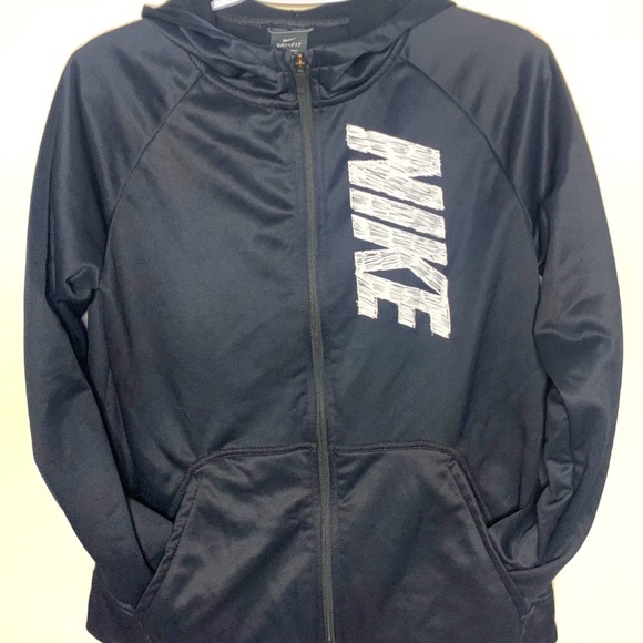 boys black nike zip up sweater - Picture 2 of 3